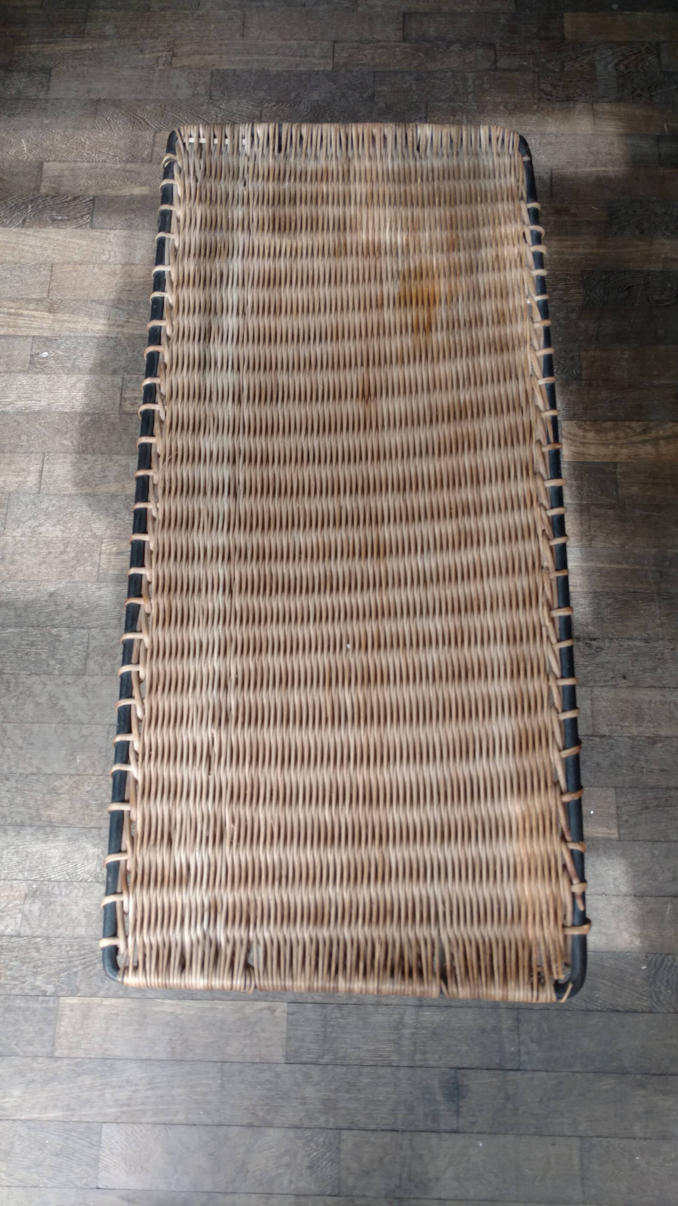 Table basse années 50