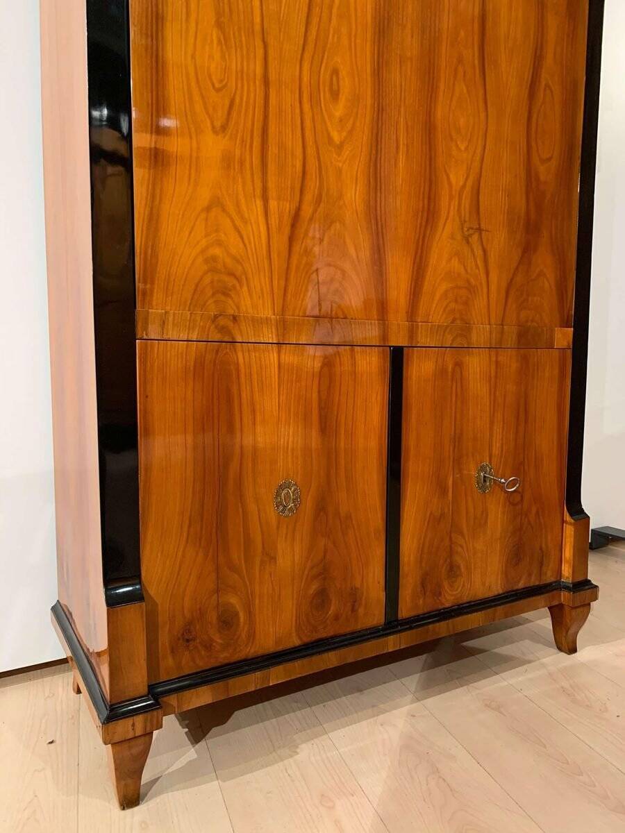Biedermeier Secretaire in Cherry Veneer, South Germany, 1820s