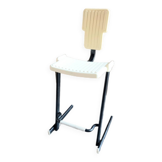 High stool Condor production Magis