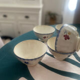 Discover a set of two mini bowls from the famous MARY LOU series.