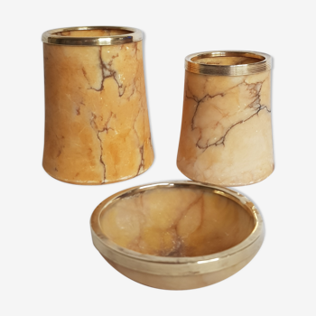 Necessary for smoker in alabaster and brass, three pieces, middle XXth