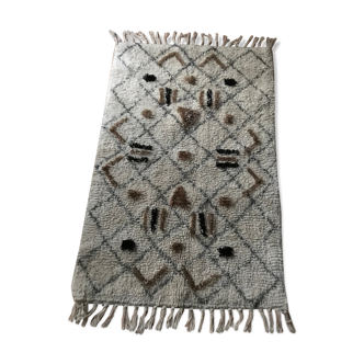 Small wool carpet 92x60cm