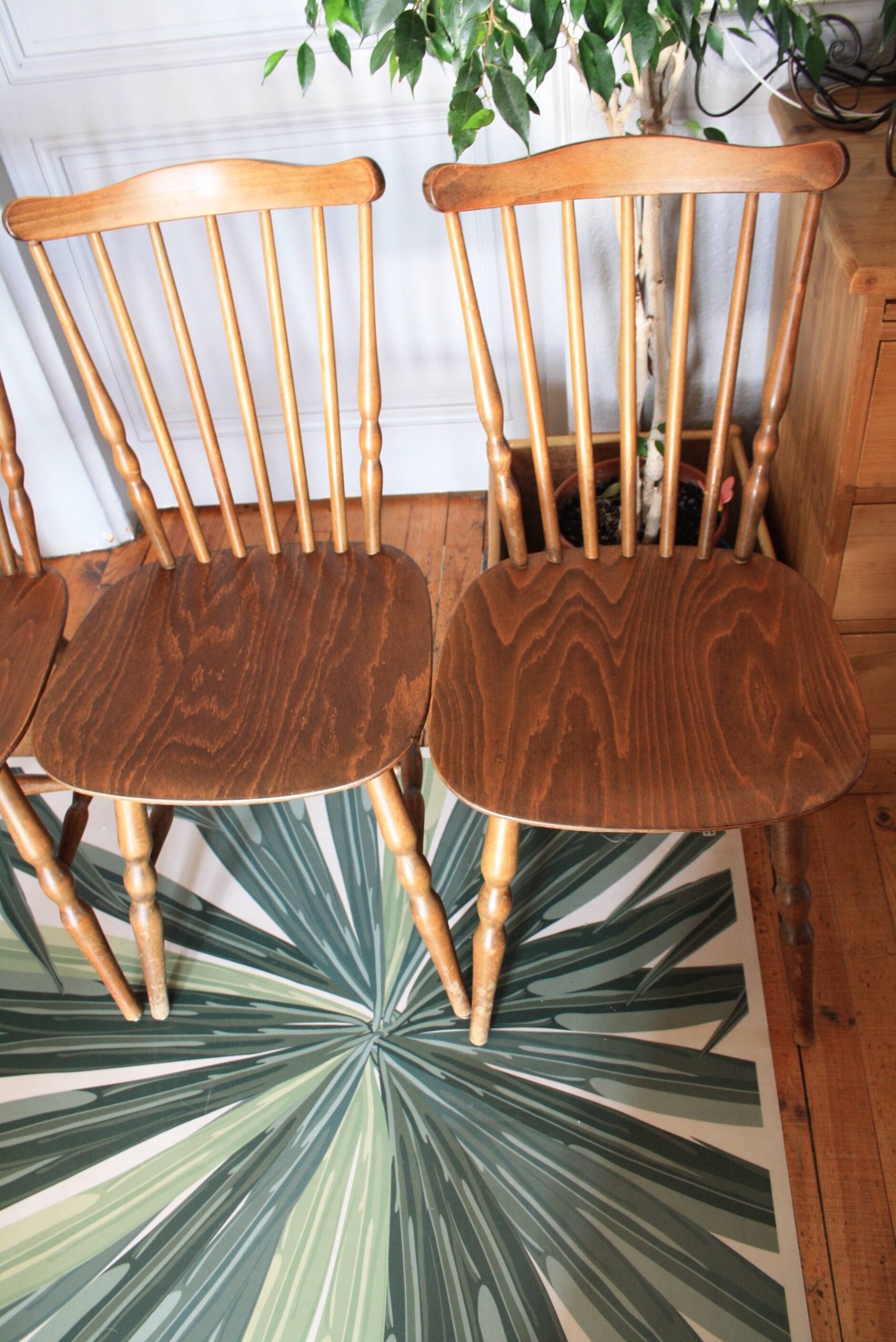 Set of 4 Tacoma Baumann bistro chairs