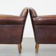 Lot de 2 fauteuils design en peau de mouton