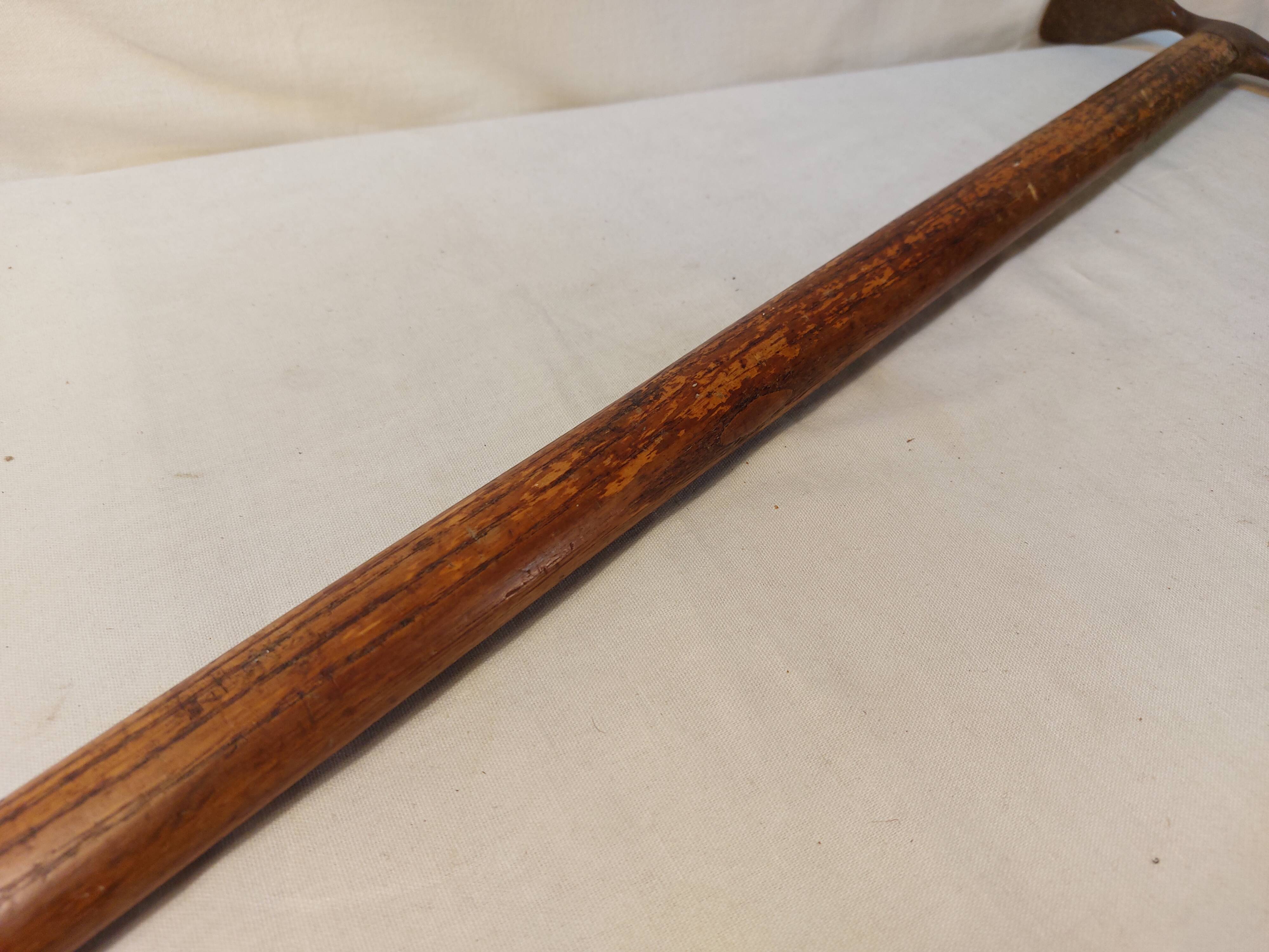 Ancien Piolet de montagne Claudius Simond Chamonix Mont-Blanc 83 cm