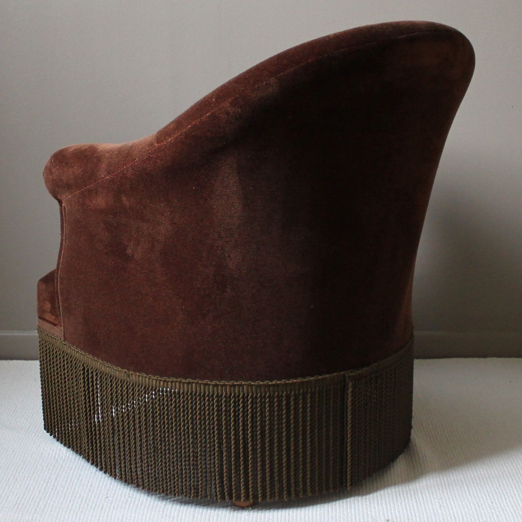 Fauteuil crapaud  & ottoman vintage velours brun profond