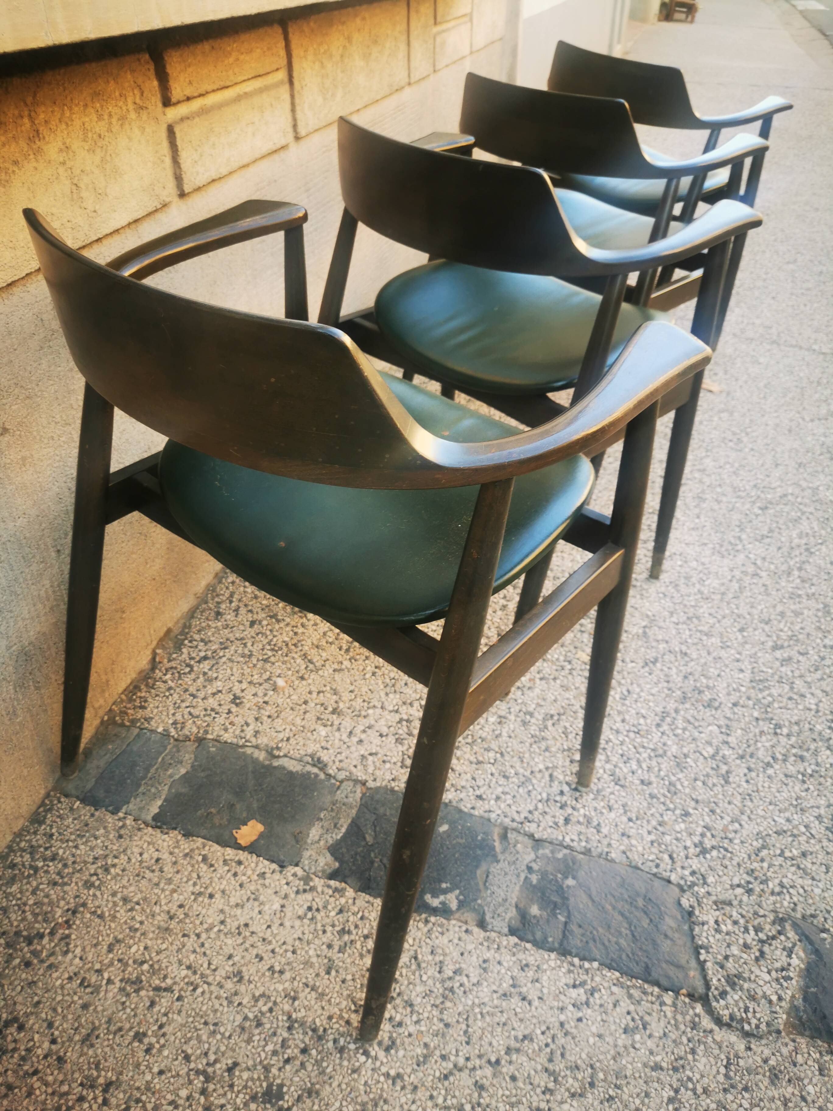 Suite of 4 design chairs by ag barcelona