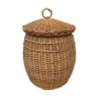 Wicker basket