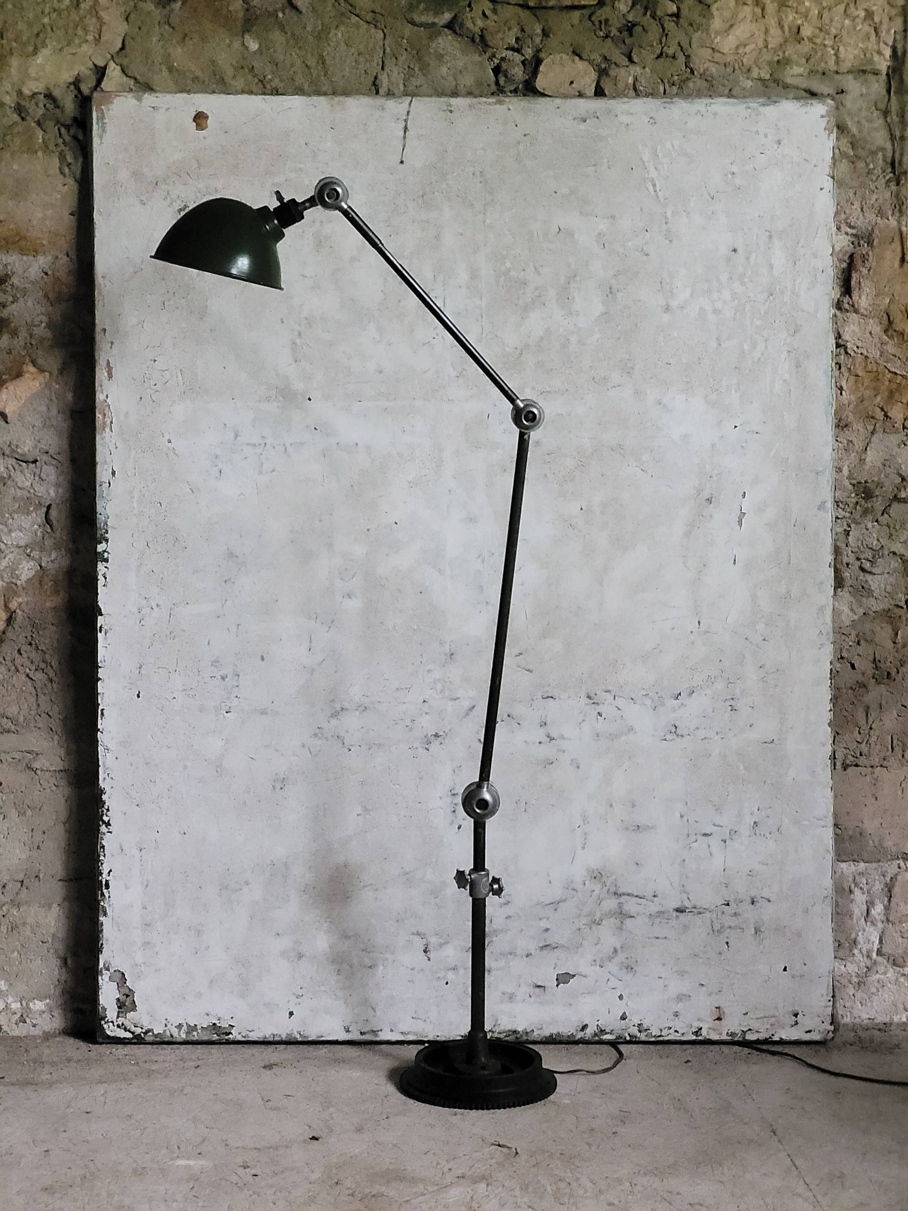 Industrial lamp TS.