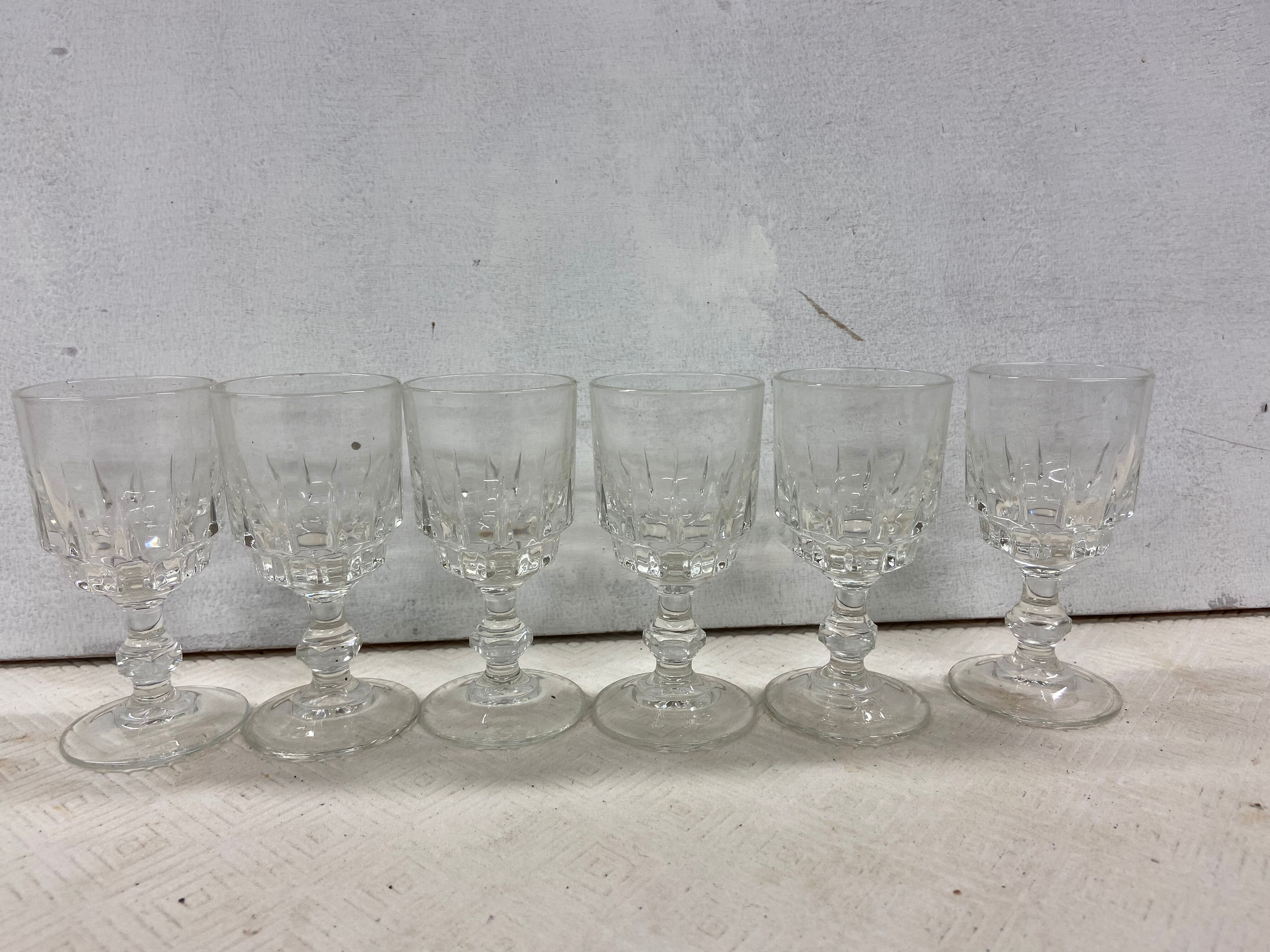 Set of 6 digestive glasses