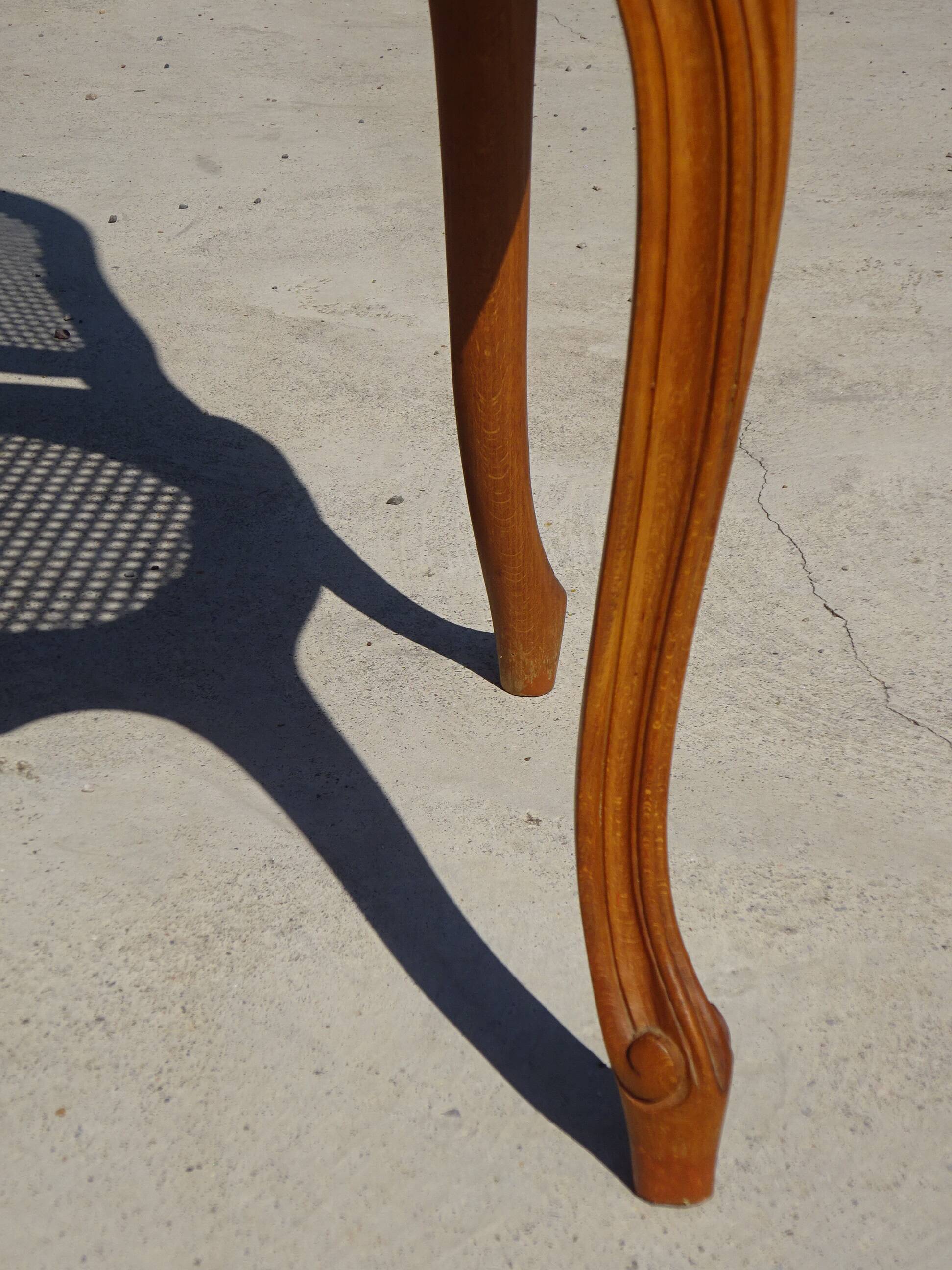 Paire de chaises en bois et cannage style Louis XV