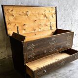 Antique 1903 French wedding chest trunk coffer, 1903 France.