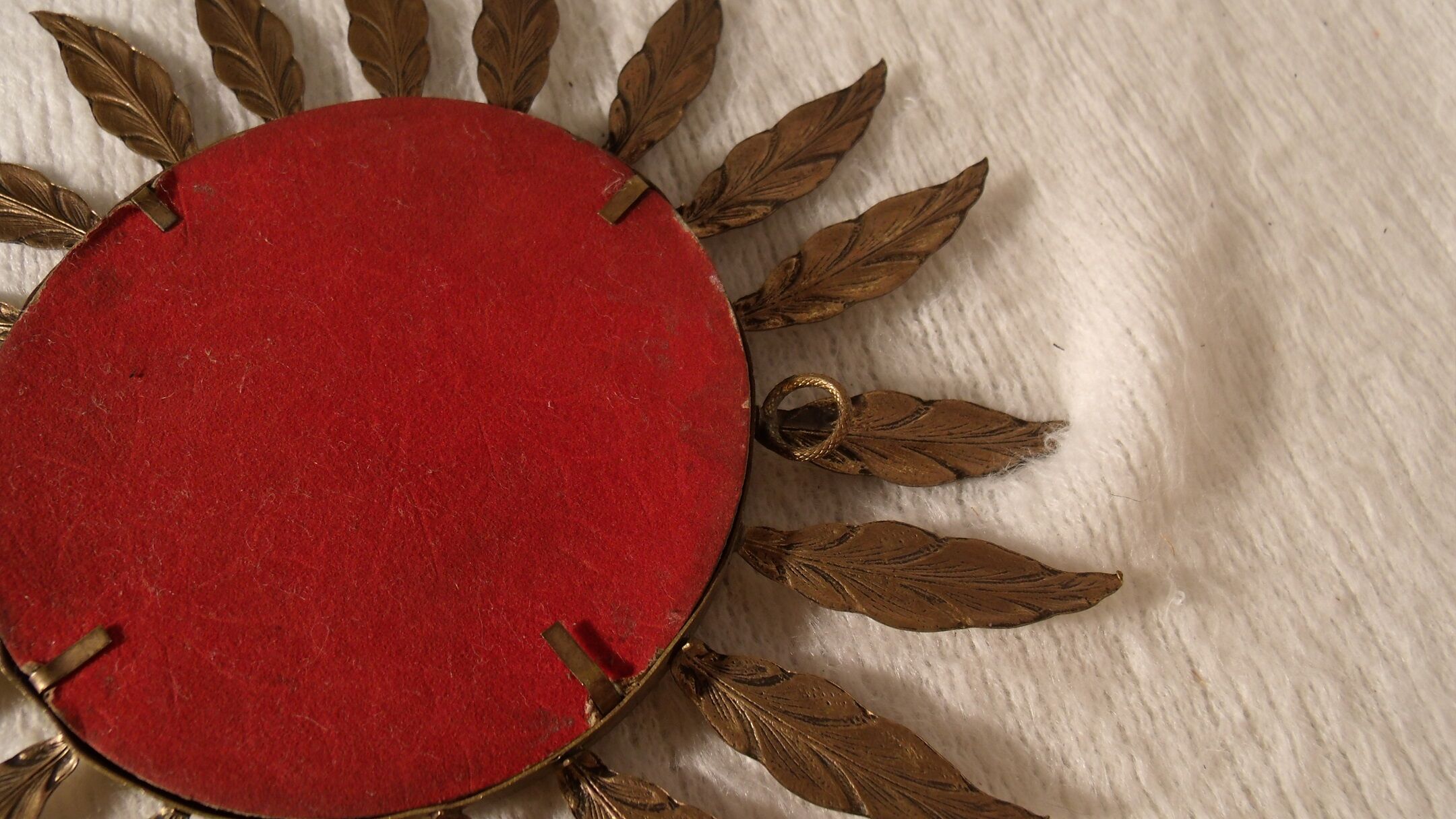 Vintage metal sun mirror - 22cm