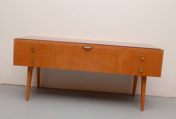 Commode des années 1950 en merisier par WK