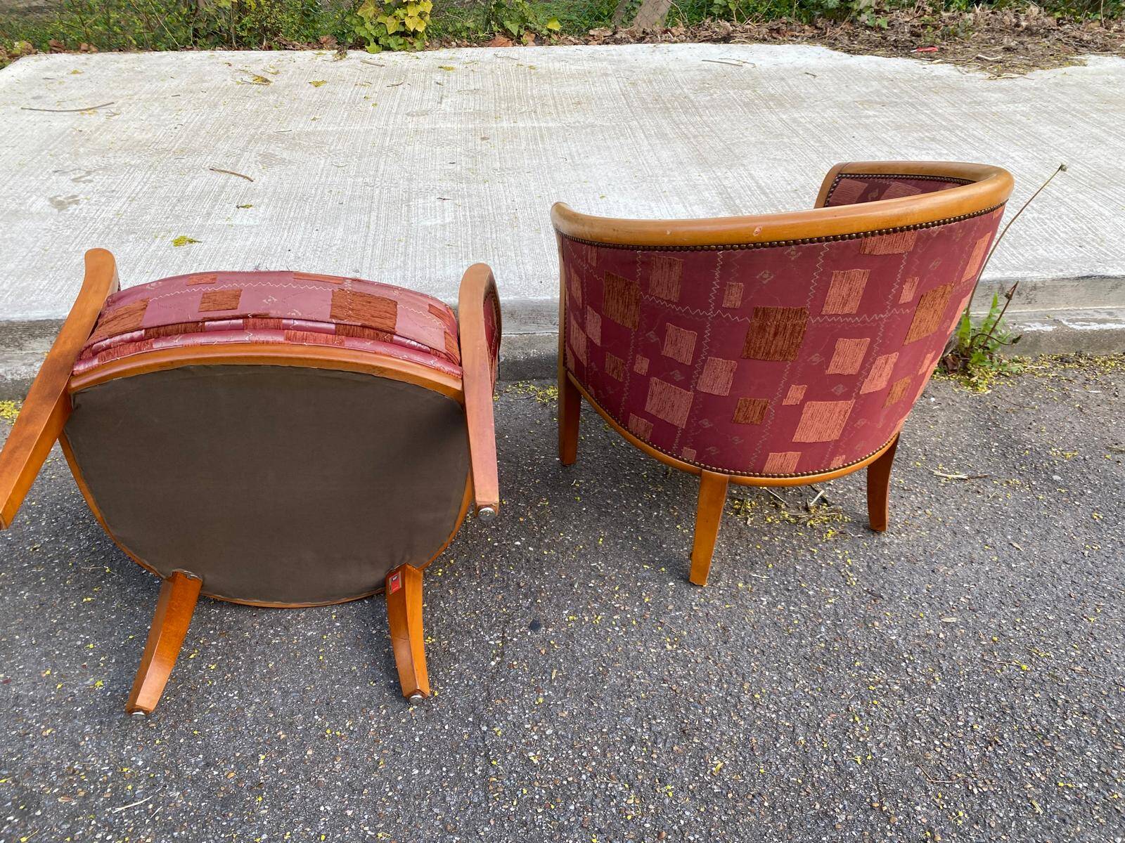 2 club chairs in curved solid wood and embroidered silk burgundy fabric.
