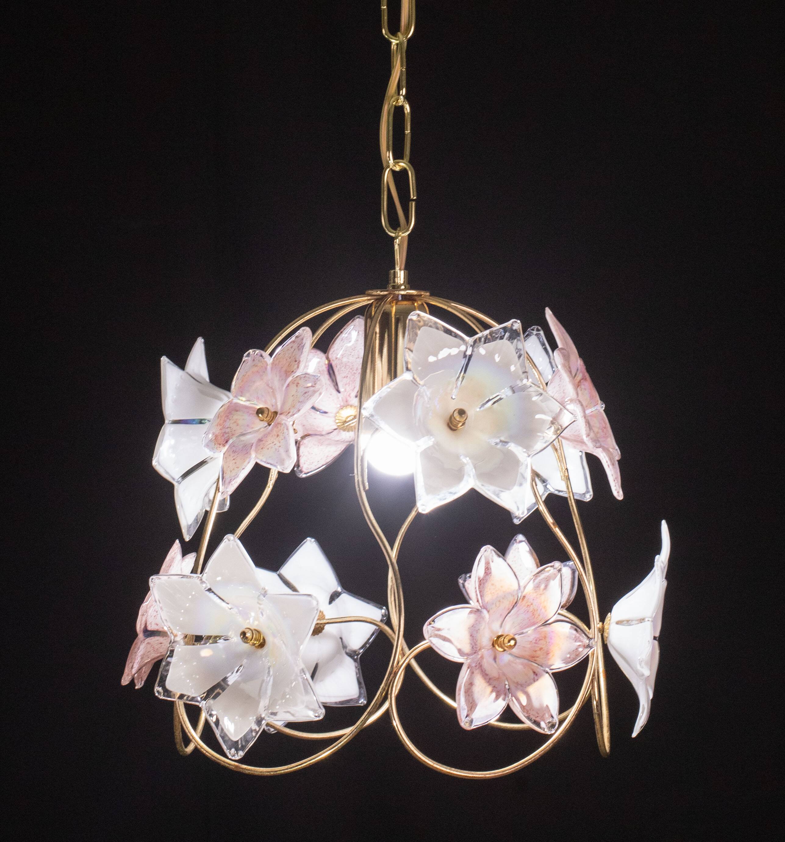 Charming Murano vintage chandelier white and pink flowers