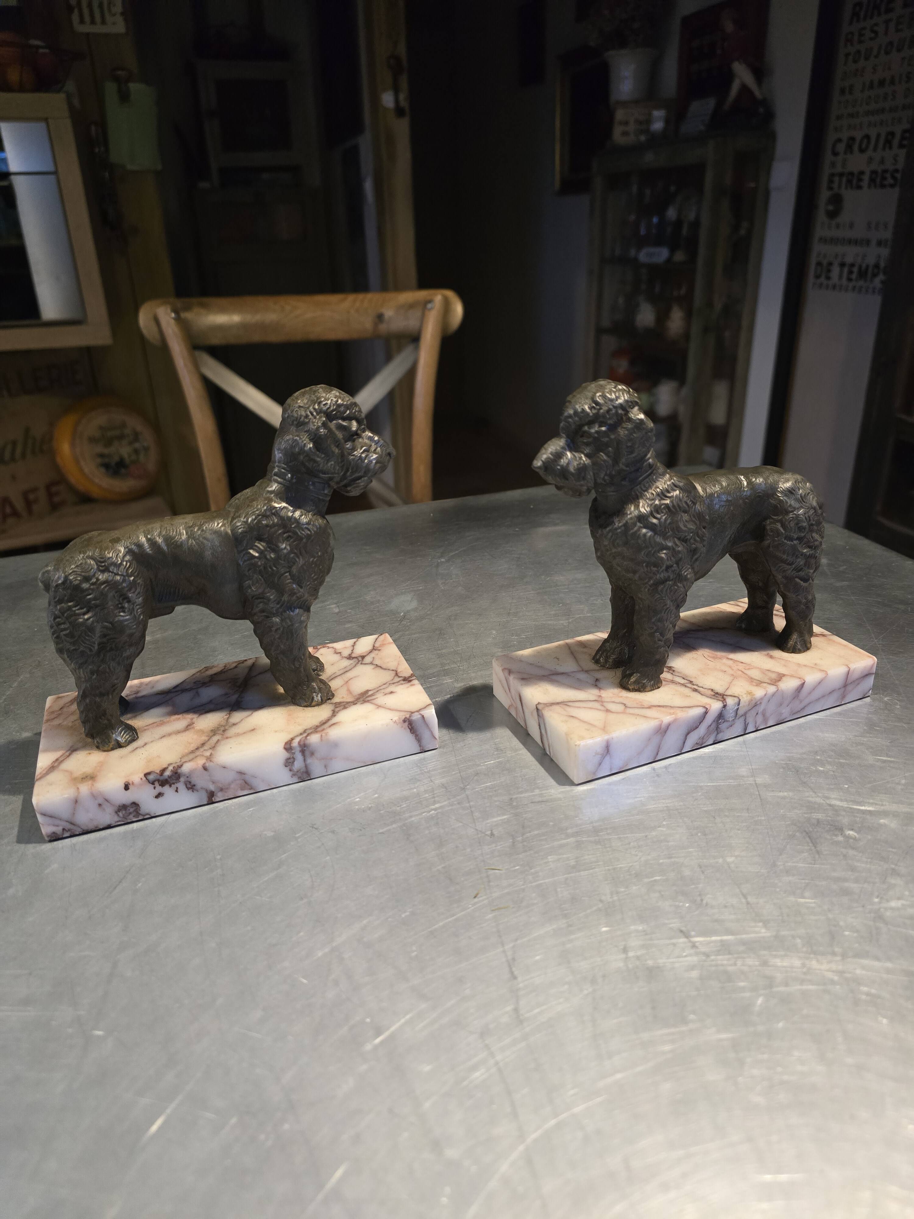 Paire de serre-livres aux caniches