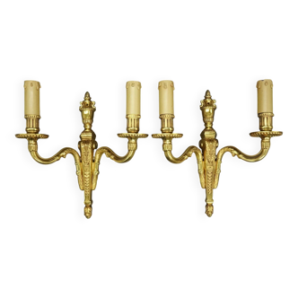 Paire d'appliques à l'urne au flambeau style Louis XVI - bronze doré