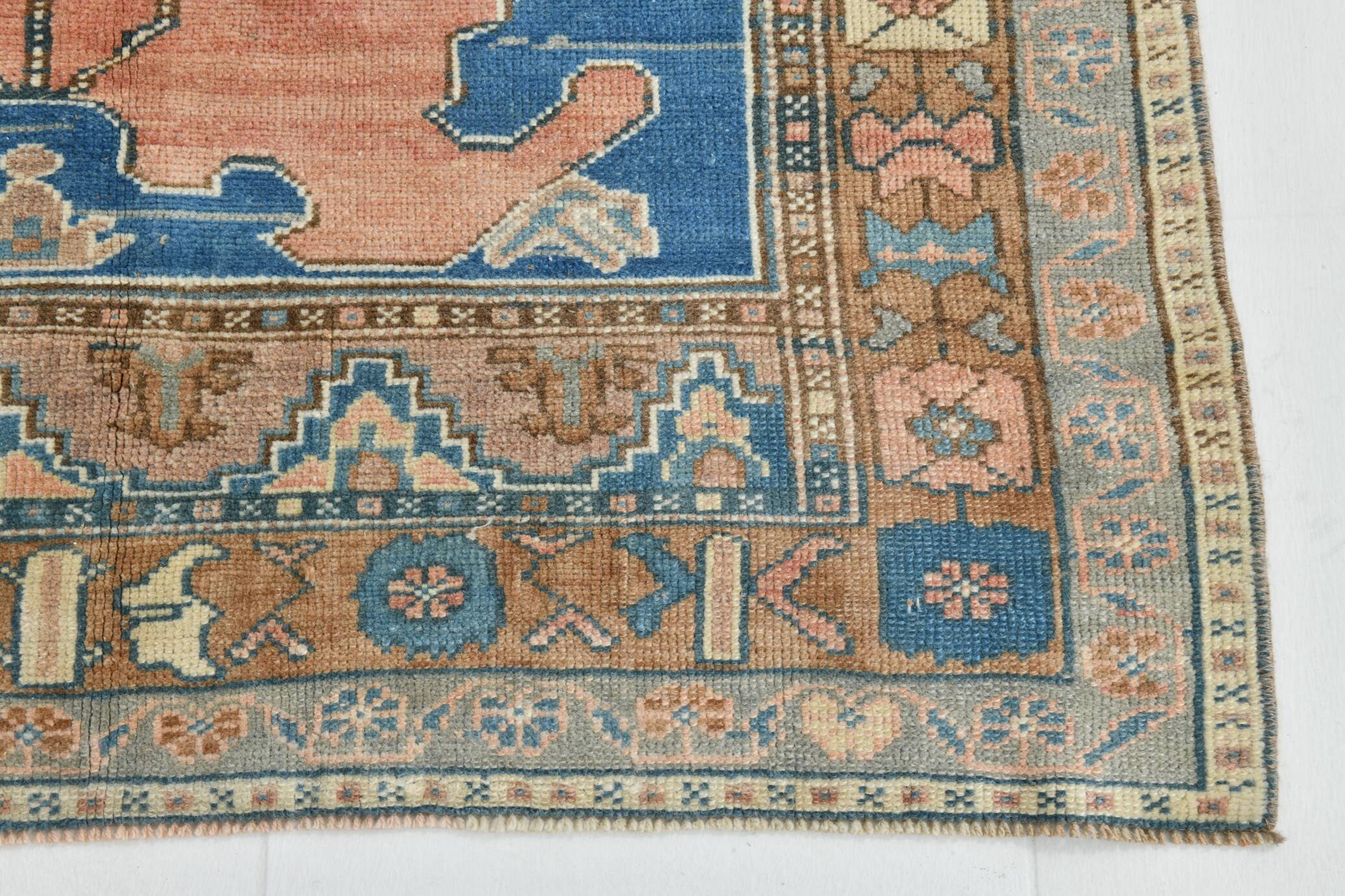 Salmon & Navy Blue Vintage Persian Rug, 131x218 Cm