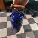 Pot émaillé bleu dur dit "pot à lait"