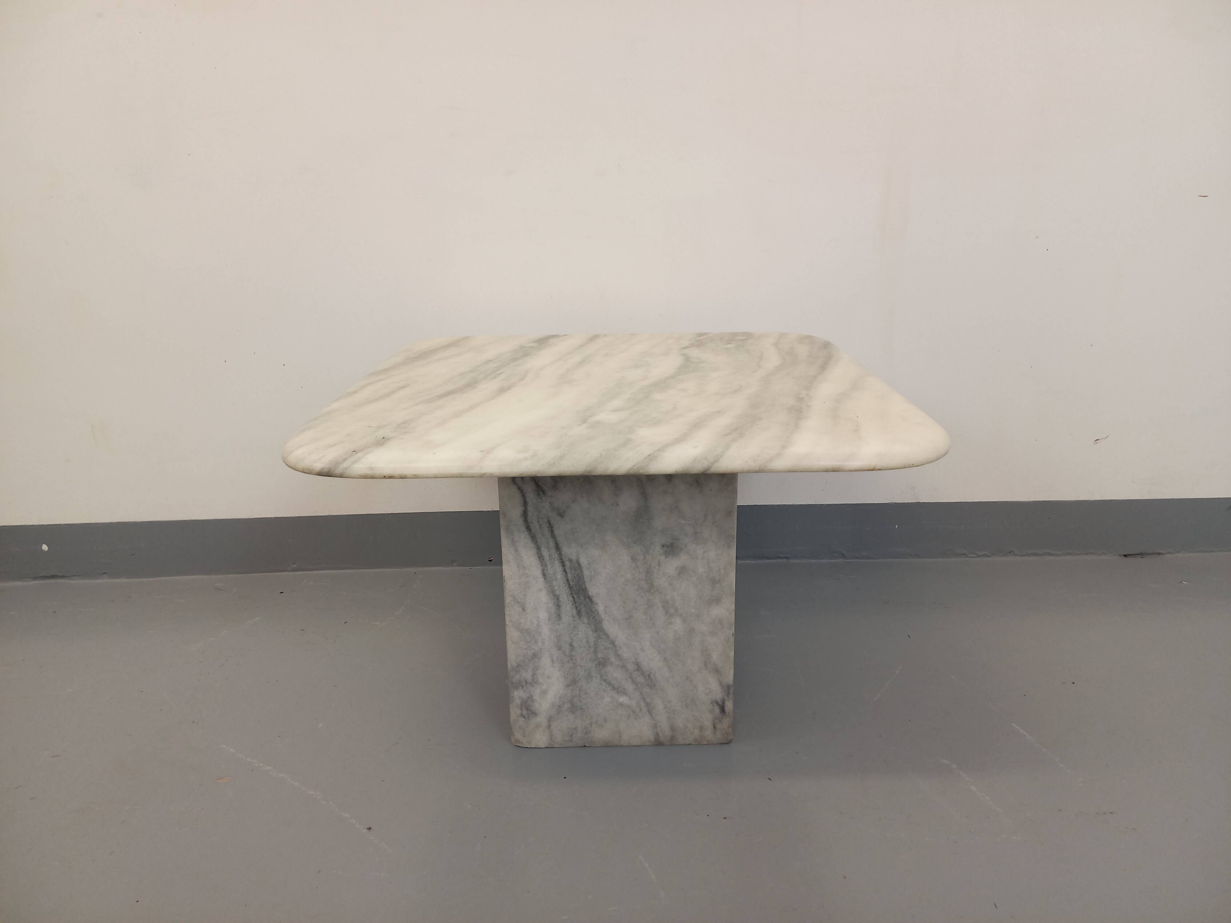 Vintage white marble coffee table from the 70s