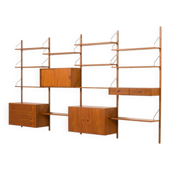Hansen and Guldborg extra wide shelving unit in teak, 1960s