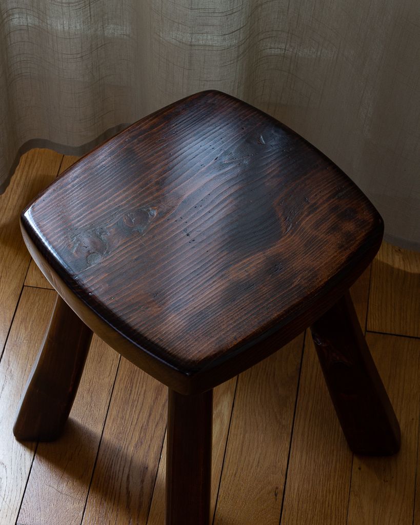 Pine stool feet trumpet, Alpine folk art, 2nd half of the twentieth century