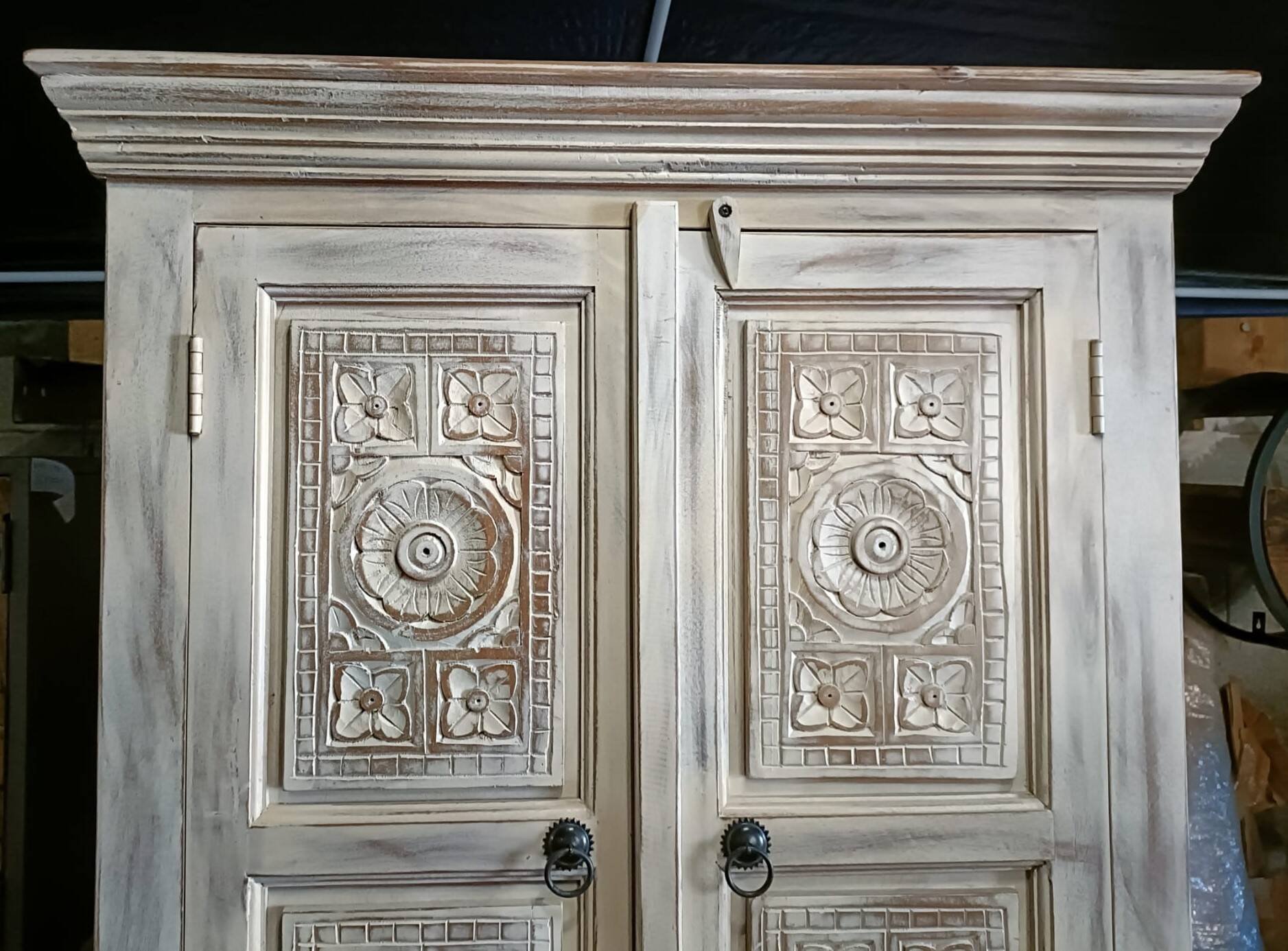 white chest of drawers