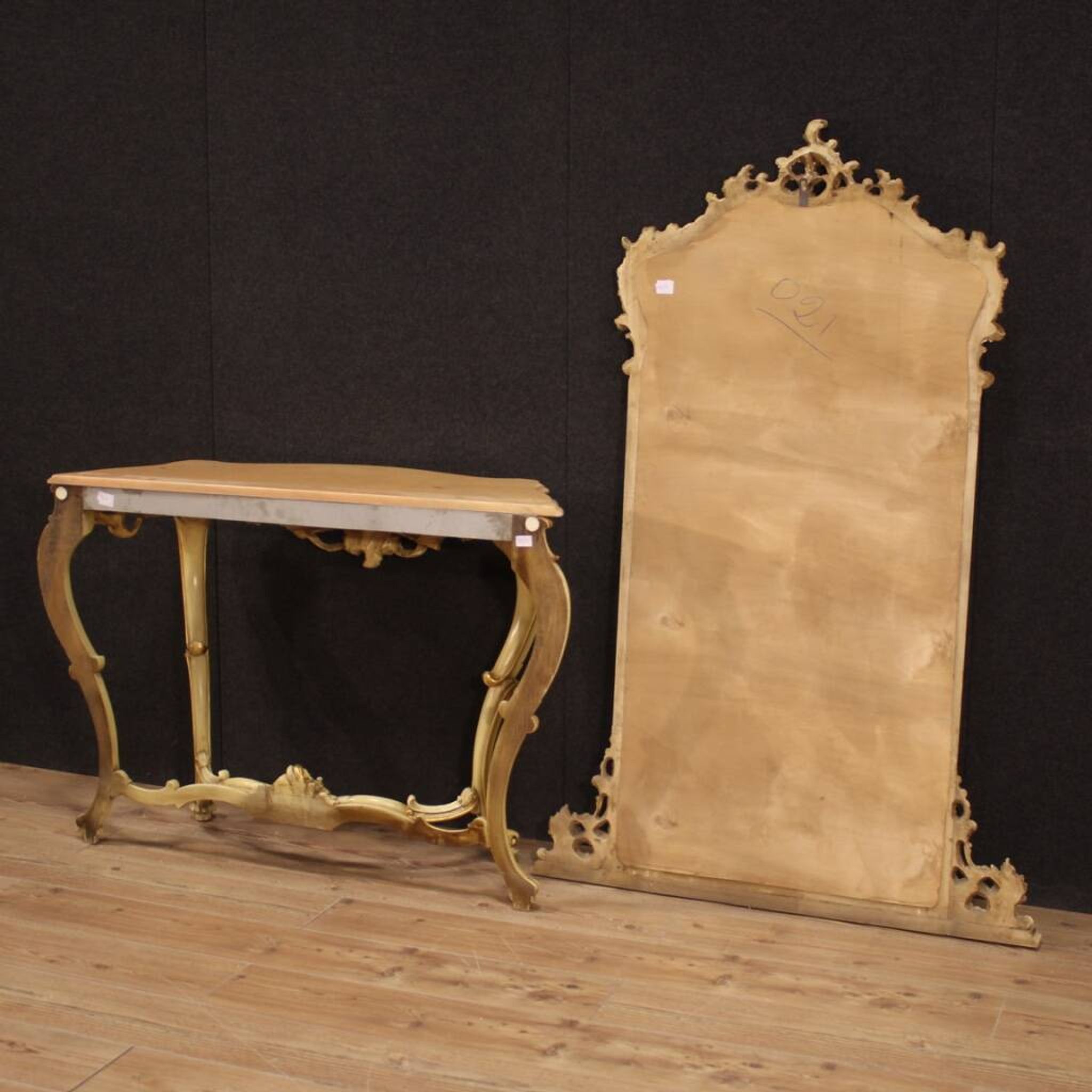 Superbe console italienne avec miroir dans le style Louis XV.