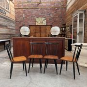 Suite de 4 chaises scandinaves