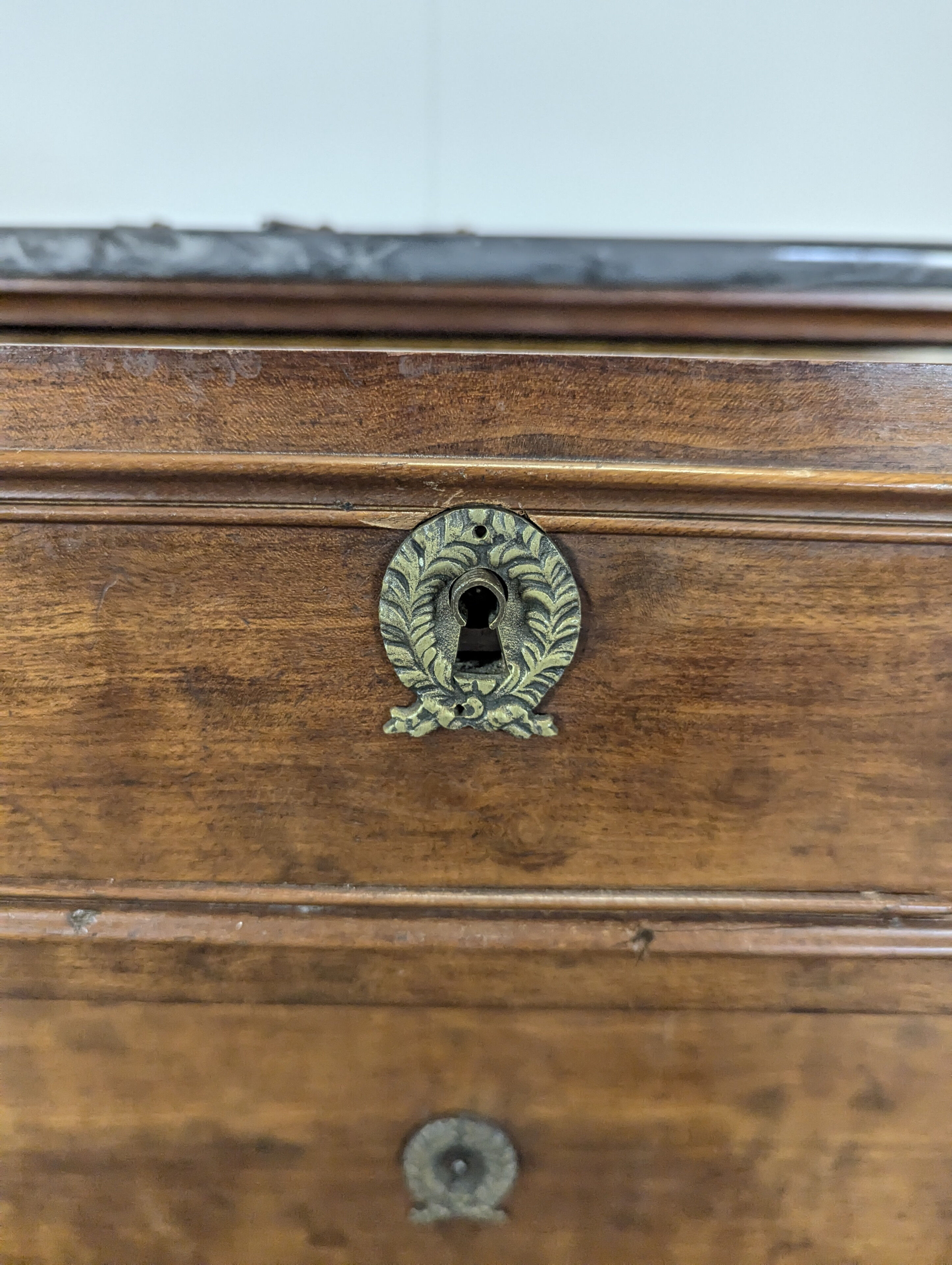 Period restoration mahogany chest of drawers