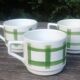 Lot de trois grandes tasses à café en céramique décor écossais vert Vintage.