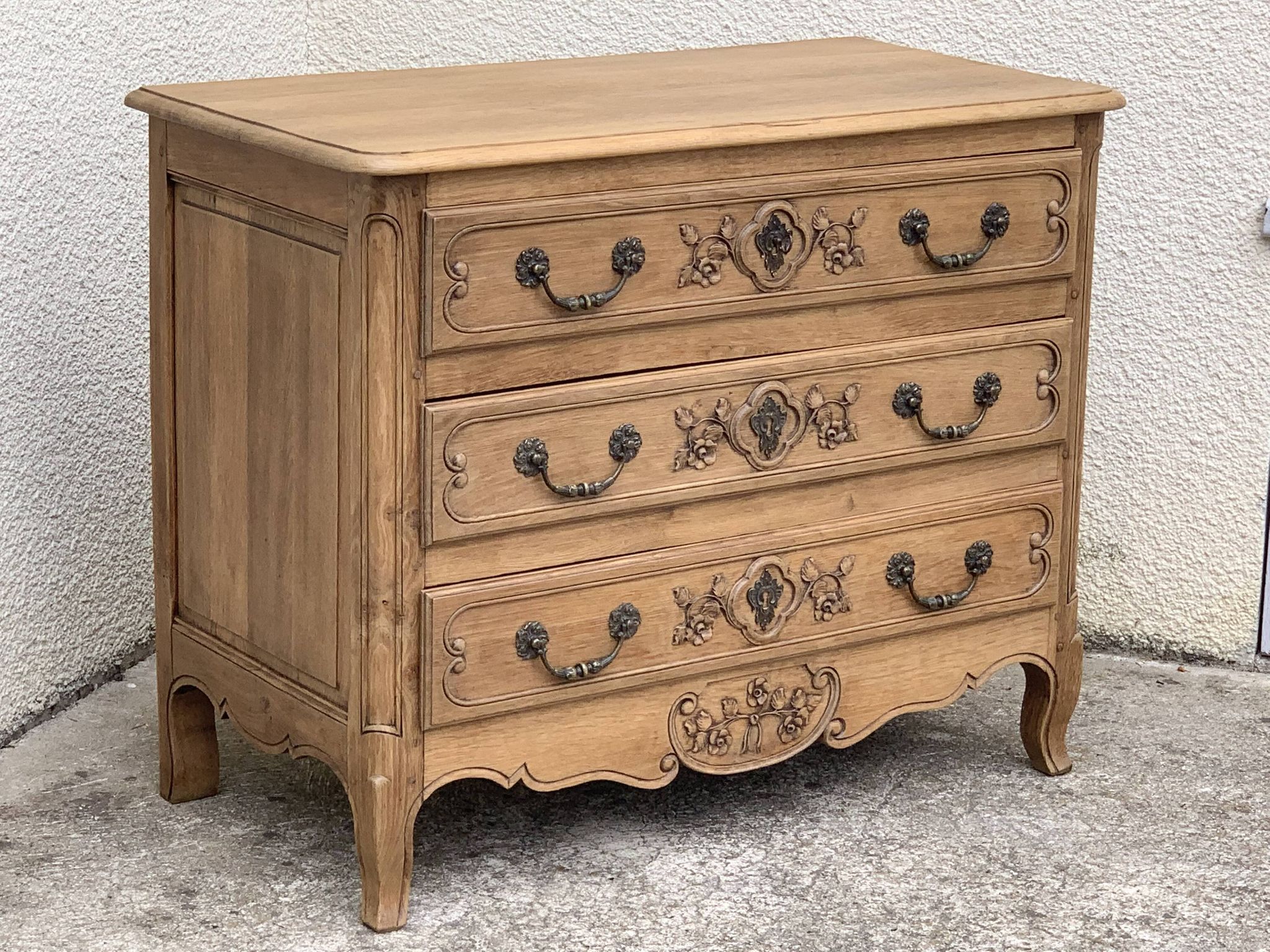 Louis XV style chest of drawers, solid raw oak, 1920.