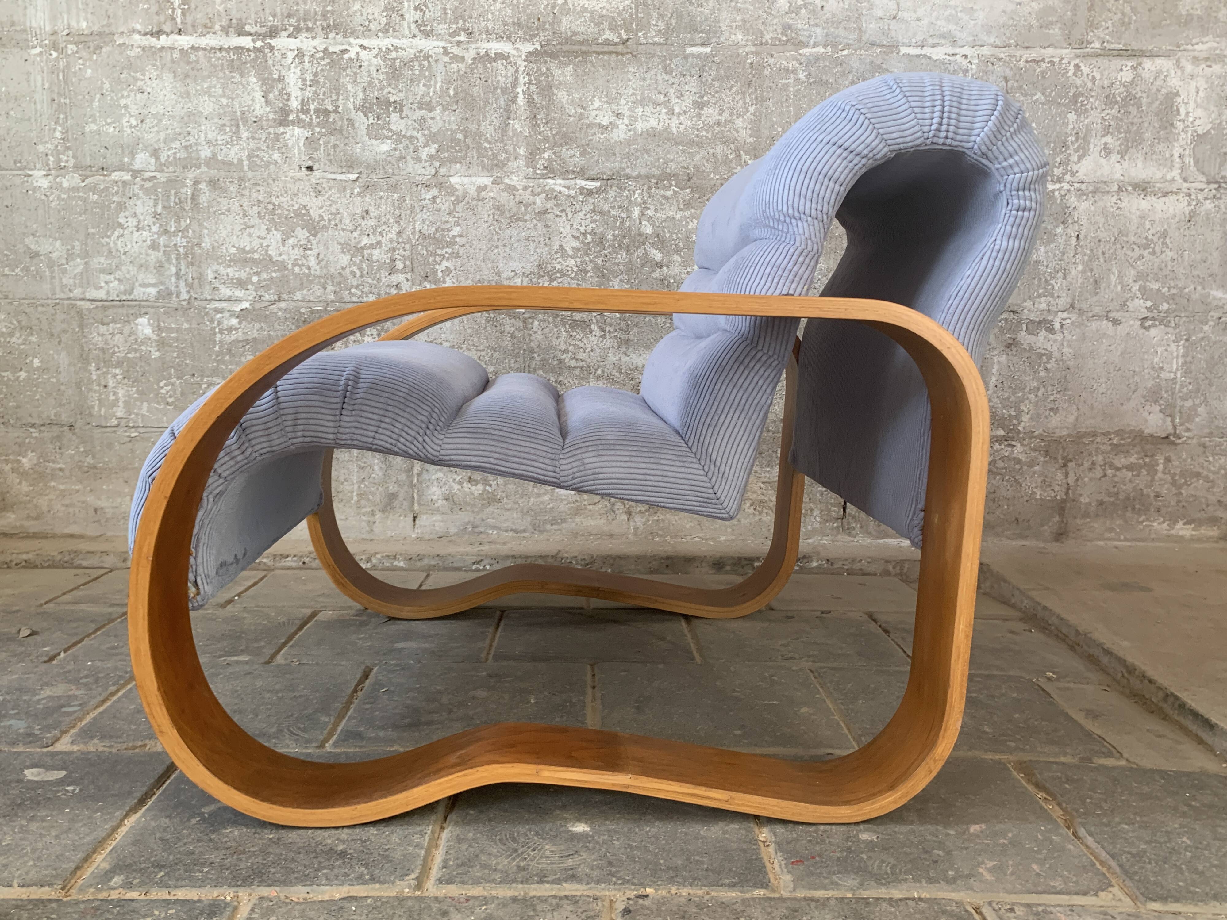 Midcentury modern curvy wavy lounge chair by Jan Bocan, Czech 1970s