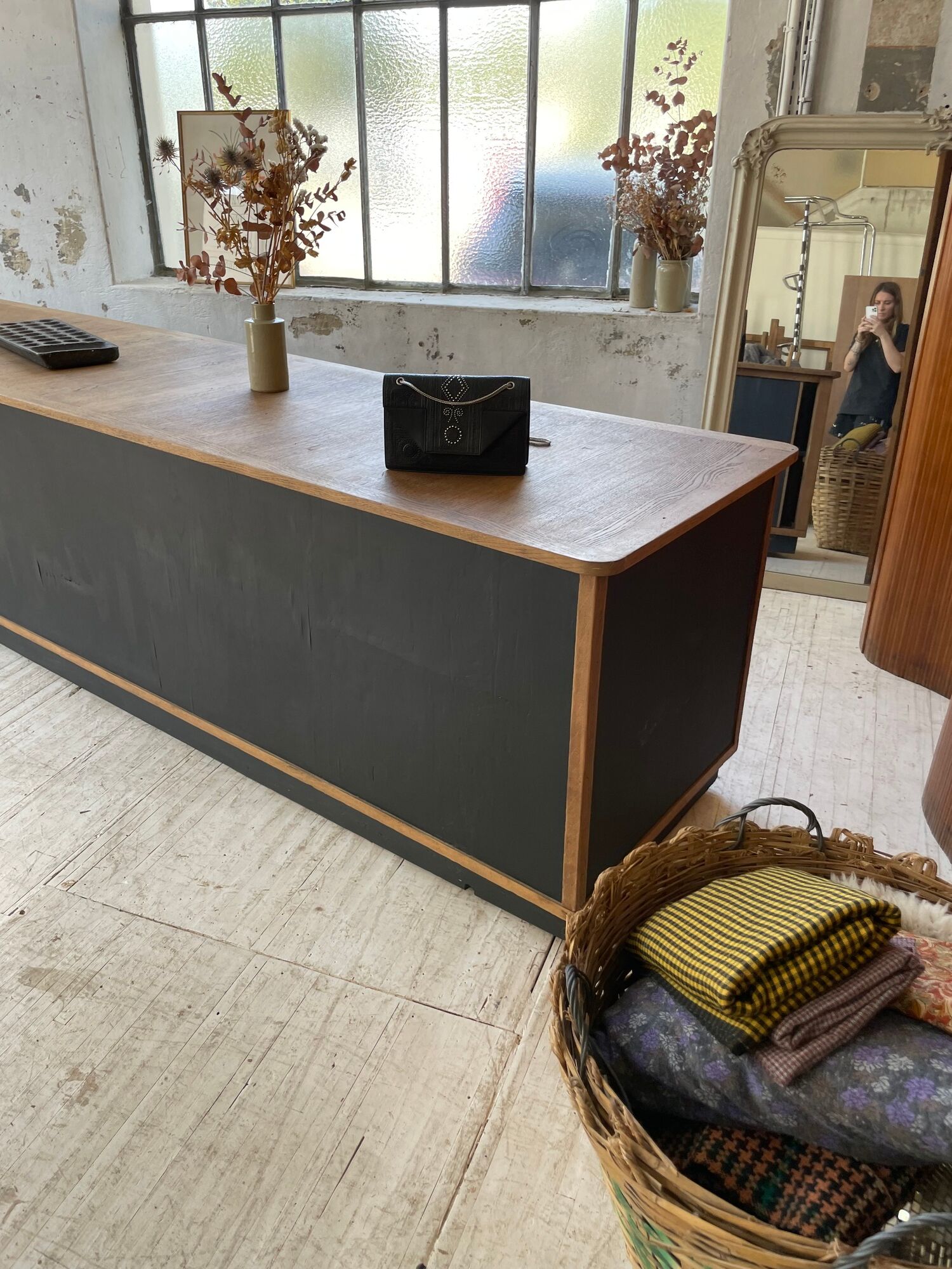 Two-sided counter sliding doors oak XXL 4m enfilade