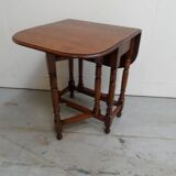 Table à abattants en chêne antique