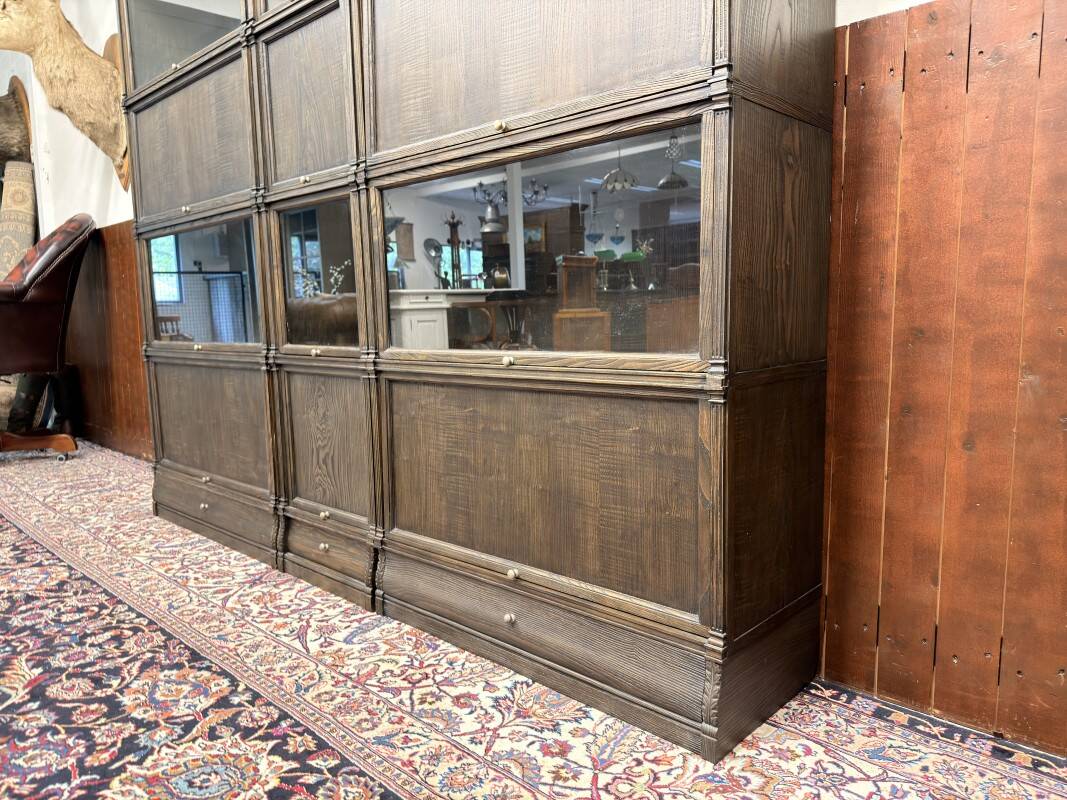 Original Globe Wernicke Ambassador English Bookcase