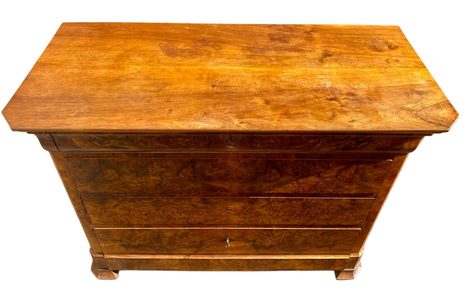 Walnut burl commode, 19th century, Louis Philippe style.