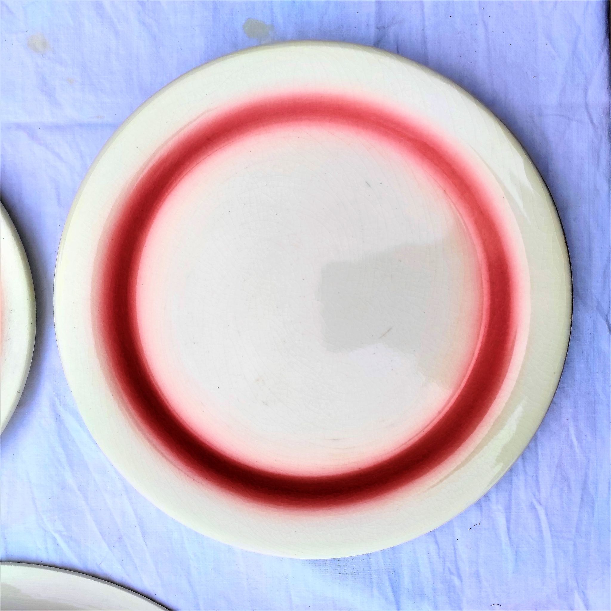 service of 12 flat plates /12 for dessert / 1 hand painted dish st amand 1960