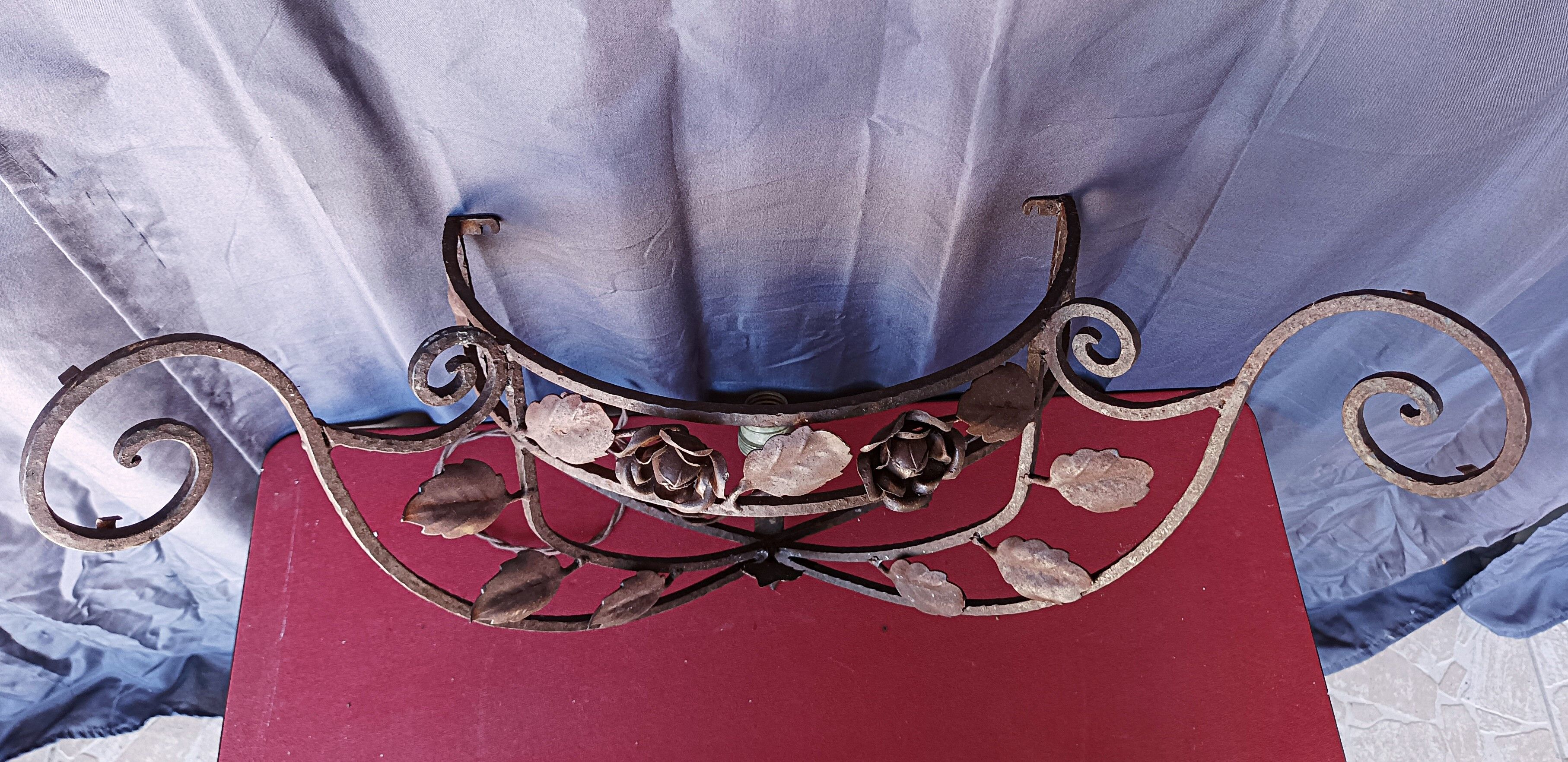 Art Deco wrought iron wall lamp