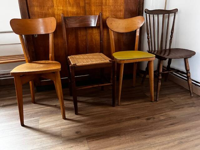 Set of 4 mismatched chairs