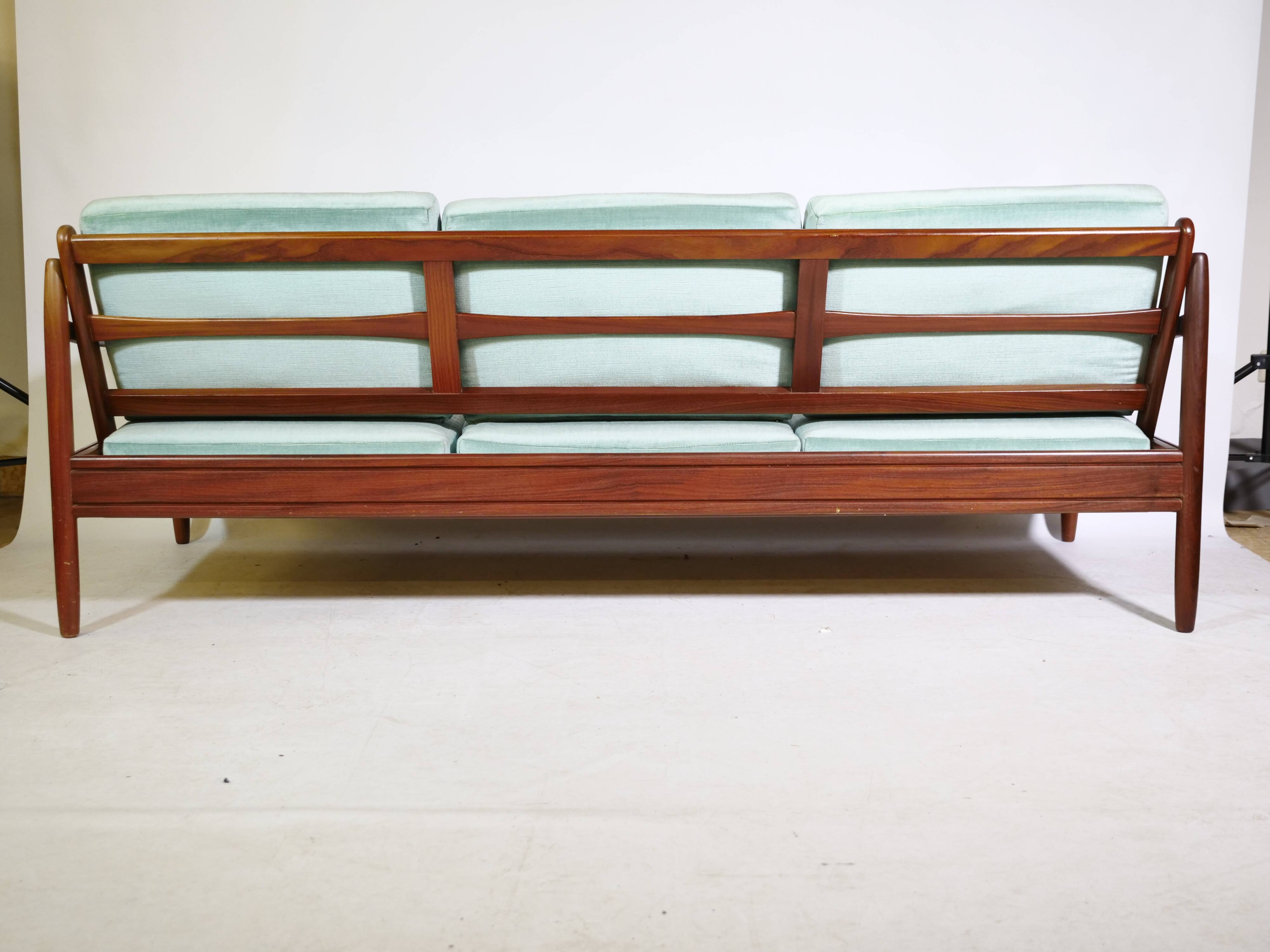 Mid-Century Teak Daybed Sofa from Denmark, 1960s Design