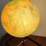 Globe Perrina lumineux