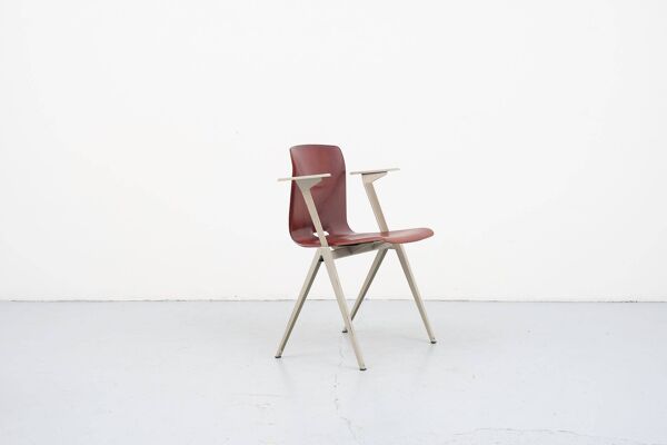 Chaise vintage Galvanitas S22 acajou et beige avec accoudoirs