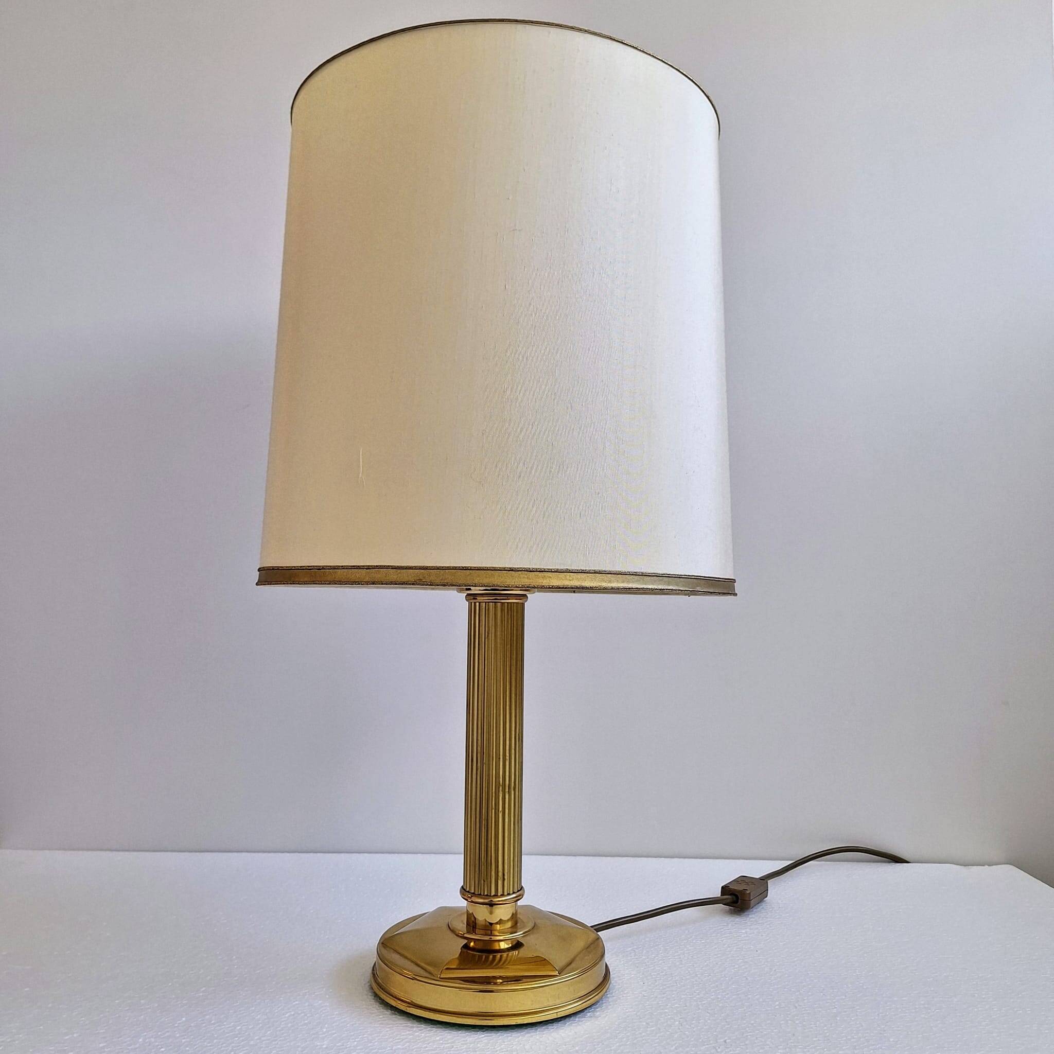 Vintage lamp with pillar base, 1960s