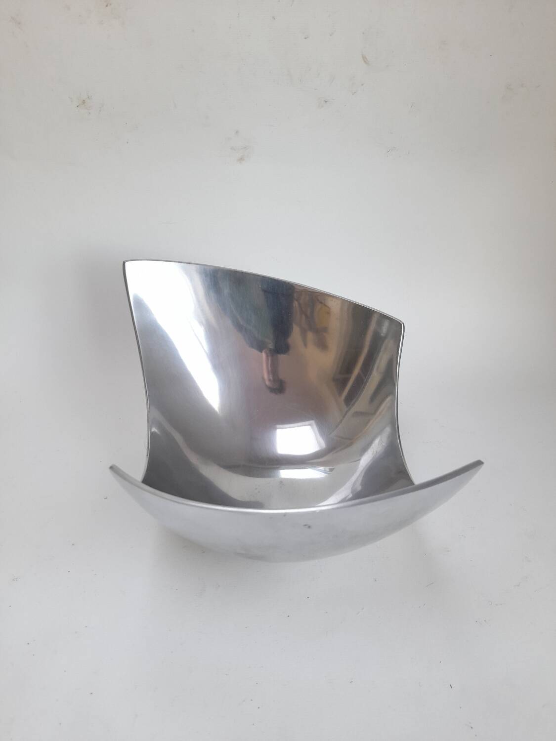 Asymmetrical aluminium fruit dish from the 90s.