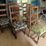 Series of 6 Louis XIII style chairs, in walnut
