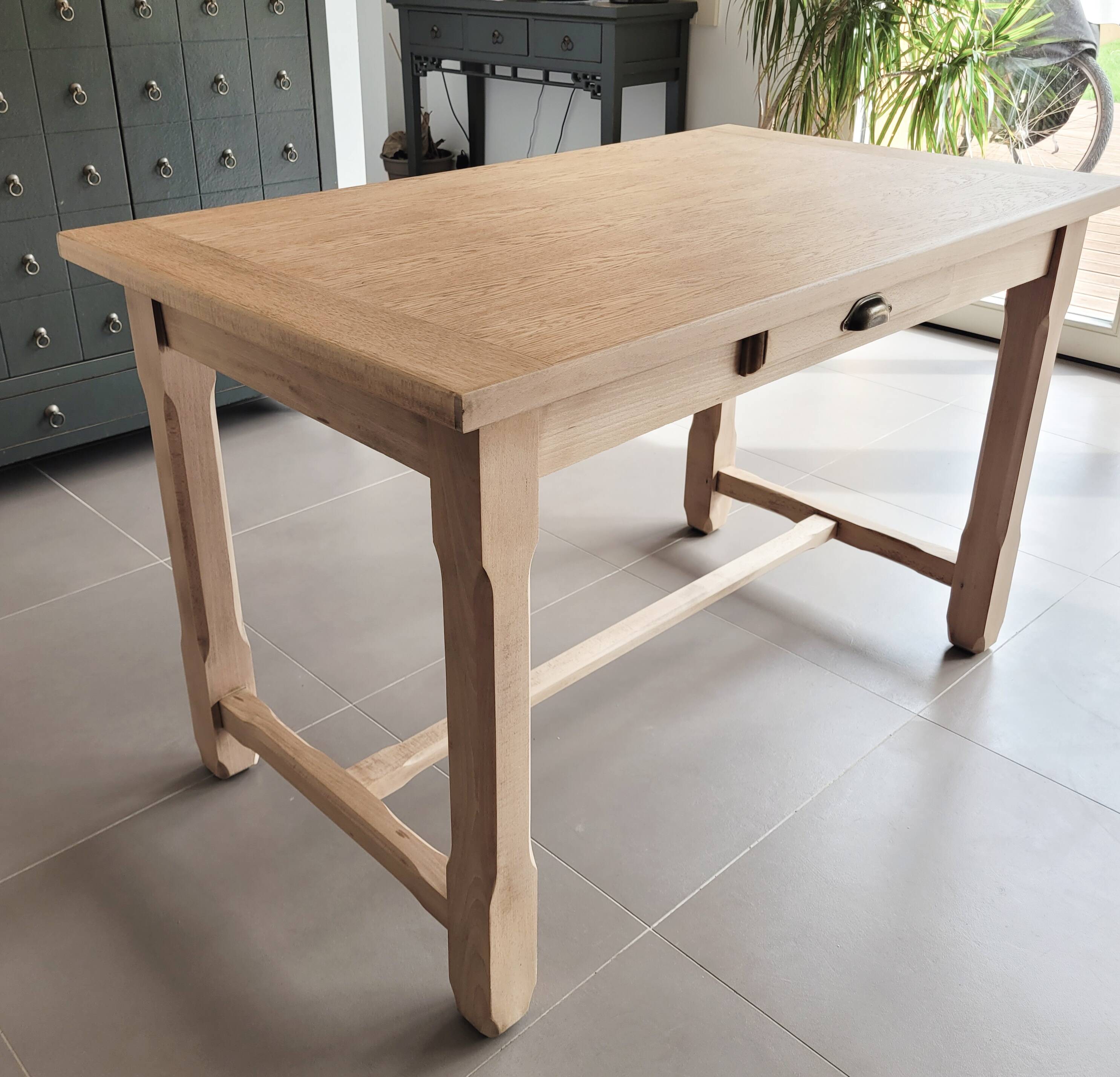 Farmhouse table