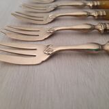Old dessert forks