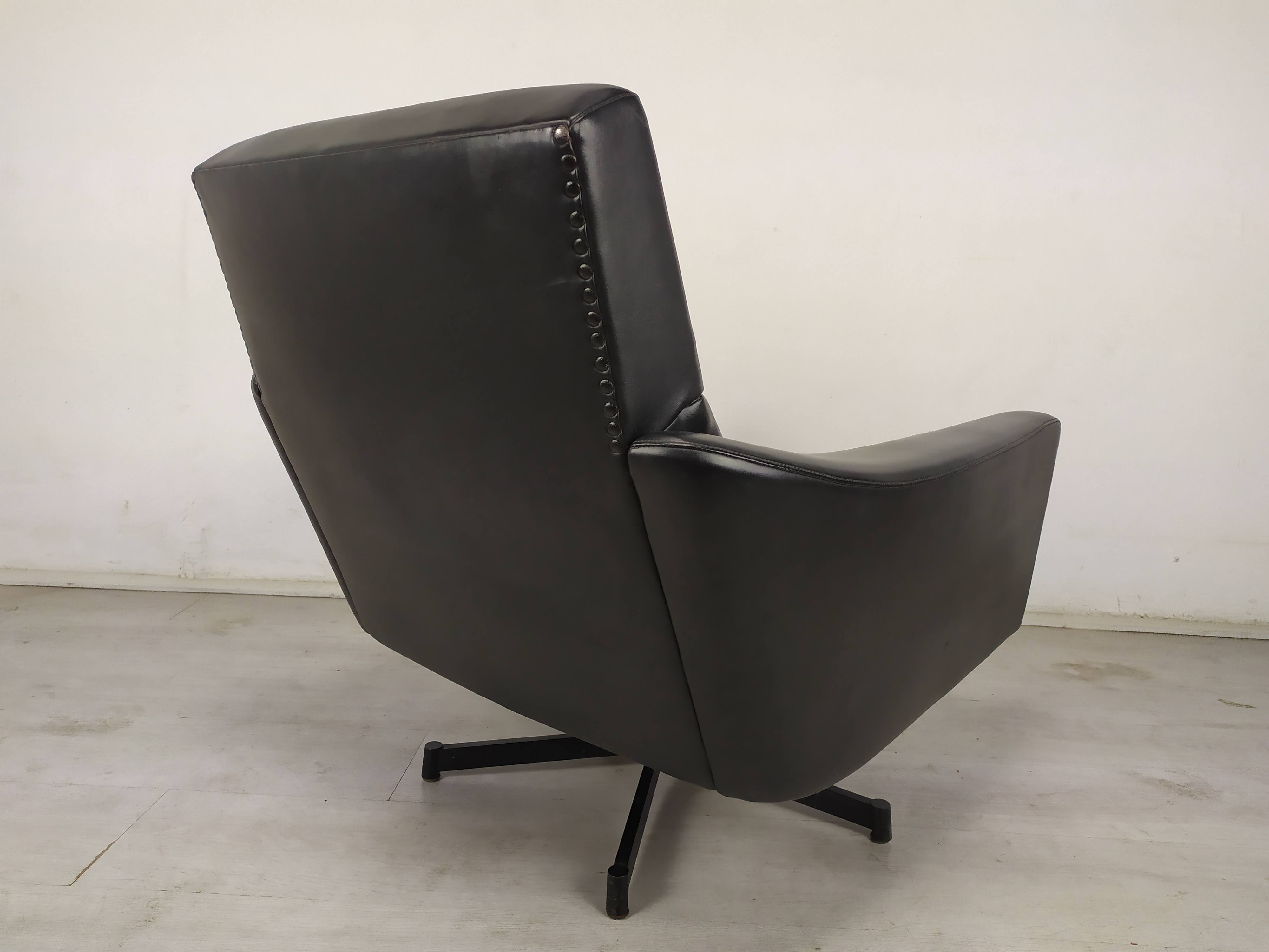 Vintage swivel armchair
